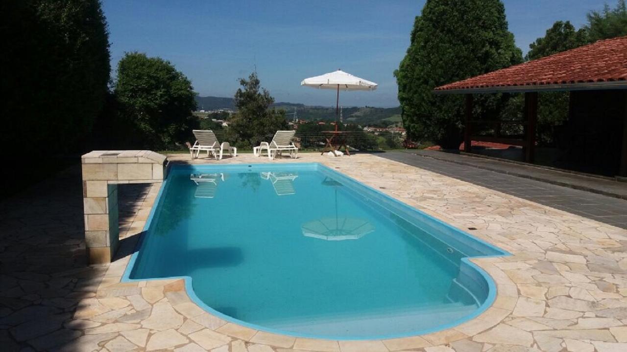 Linda Chacara Com Piscina Villa Atibaia Exteriör bild